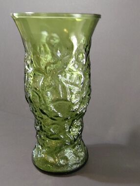 Vintage E.O. Brody 9" Emerald Green Crinkle Glass Vase